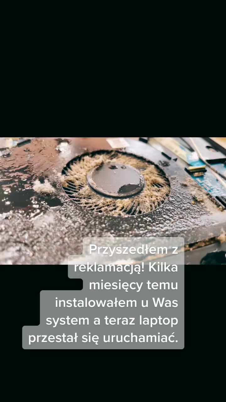 Naprawa po zalaniu jest prostsza gdy wiemy, że laptop został zalany :.