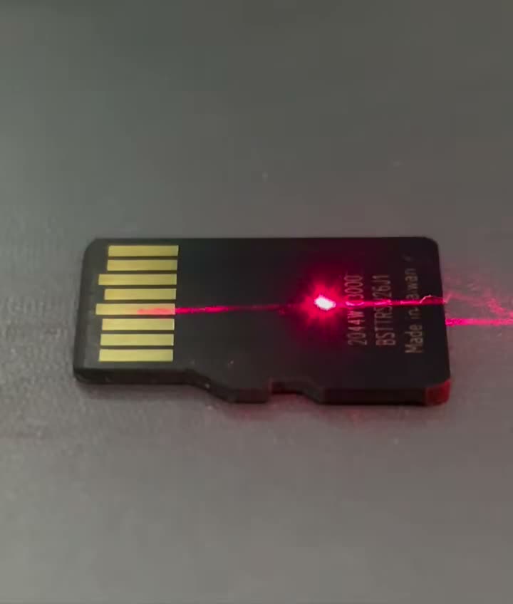 włókno szklane czy laser?