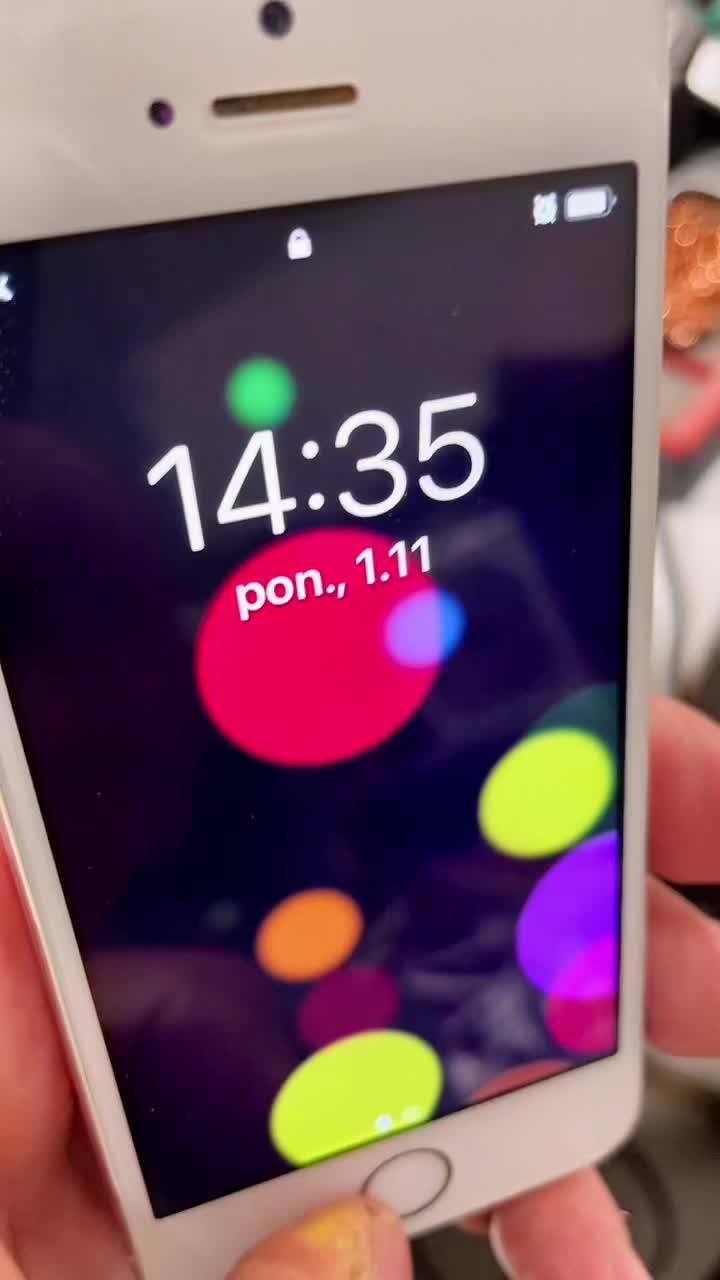 Odgadnięcie kodu blokady iPhone