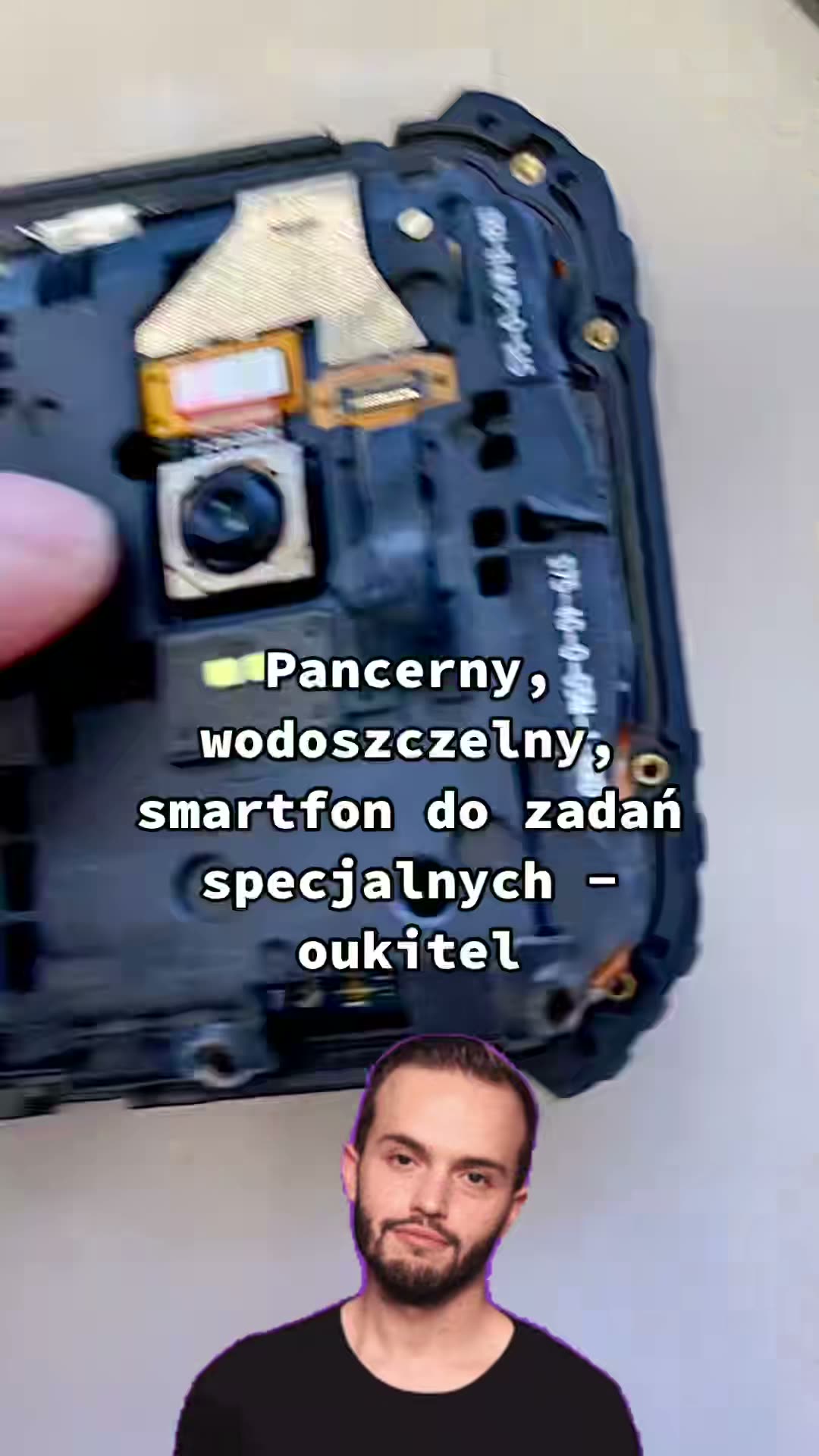 Przed Państwem smartfon do zadań specjalnych, wzmacniany, wodoszczeln.