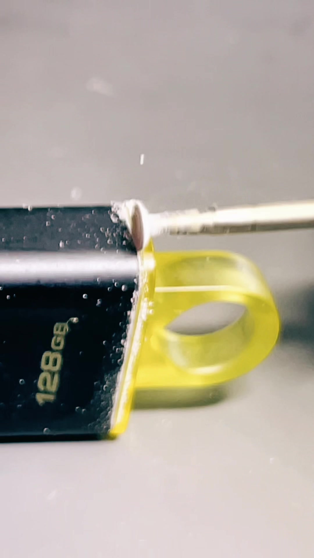 Odzyskiwanie danych z uszkodzonego pendrive